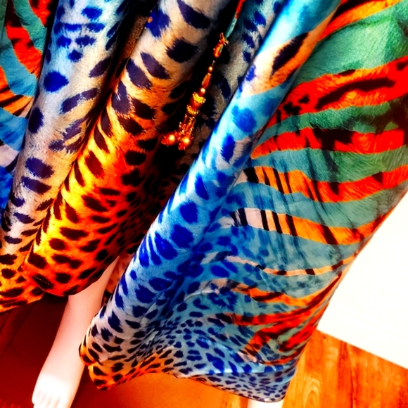 JSquad by MANISH VAID-Silky Poly Emb. Hi-Lo Flowy Dress-OS - Picture 2 of 10